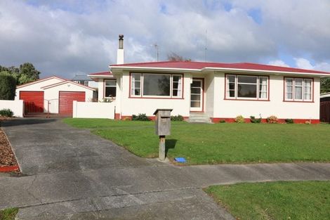 Photo of property in 16 Glen Place, Awapuni, Palmerston North, 4412