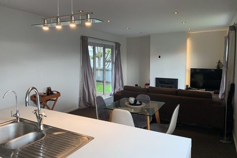 Photo of property in 2a Roscoe Street, Saint Martins, Christchurch, 8022