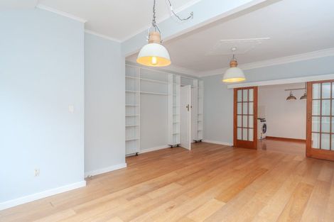 Photo of property in 100 Barnard Street, Wadestown, Wellington, 6012