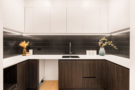 Photo of property in 99a Fendalton Road, Fendalton, Christchurch, 8014