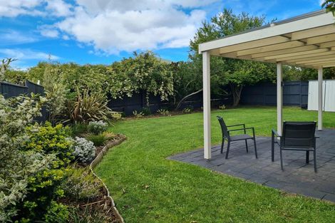 Photo of property in 28 Arataki Road, Havelock North, 4130