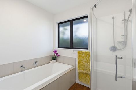 Photo of property in 357 Estuary Road, South New Brighton, Christchurch, 8062