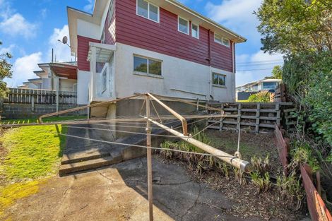 Photo of property in 15a Crownhill Street, Spotswood, New Plymouth, 4310