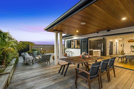 Photo of property in 27 Dawson Road, Snells Beach, 0920