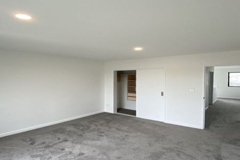 Photo of property in 9d Pukeroa Place, Papakura, 2110