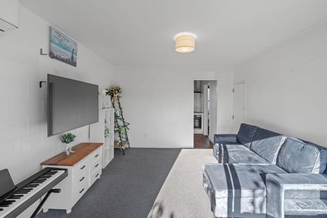 Photo of property in 4/14 Church Square, Addington, Christchurch, 8024