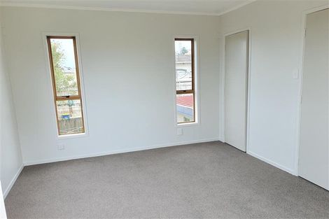 Photo of property in 54 Makora Road, Massey, Auckland, 0614