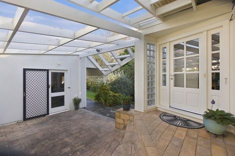 Photo of property in 24 Turi Street, Welbourn, New Plymouth, 4312