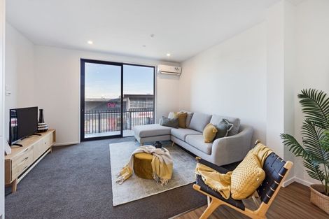 Photo of property in 2/283 Brougham Street, Sydenham, Christchurch, 8023