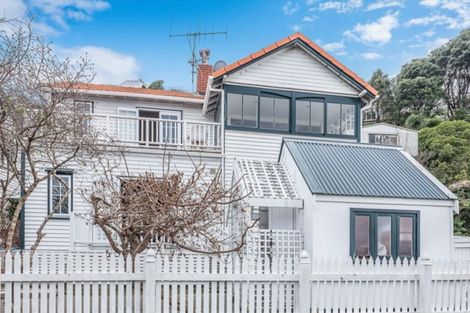 Photo of property in 12 Frandi Street, Thorndon, Wellington, 6011