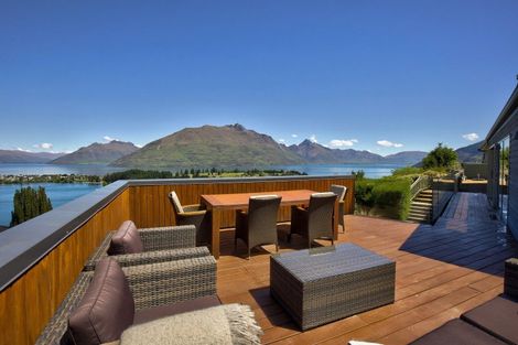Photo of property in 54 Panorama Terrace, Queenstown, 9300