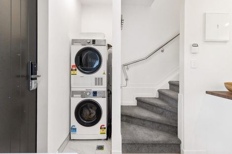 Photo of property in 10/72 Alfriston Road, Manurewa East, Auckland, 2102