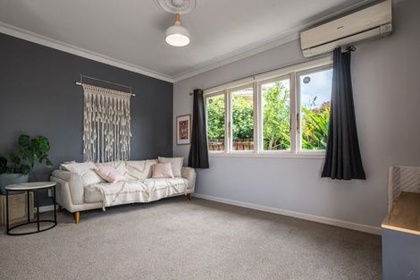 Photo of property in 2/66 Miller Road, Mangere Bridge, Auckland, 2022