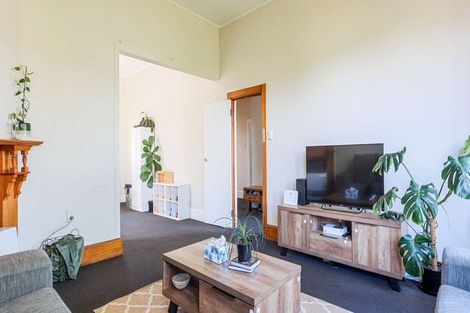 Photo of property in 47a Limbrick Street, Terrace End, Palmerston North, 4410