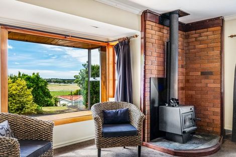 Photo of property in 31 Jackson Street, College Estate, Whanganui, 4500
