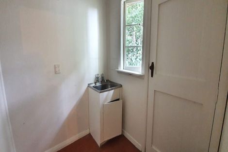Photo of property in 43 Kirkwood Avenue, Upper Riccarton, Christchurch, 8041