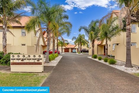 Photo of property in 2/137 Lakeside Drive, Orewa, 0931