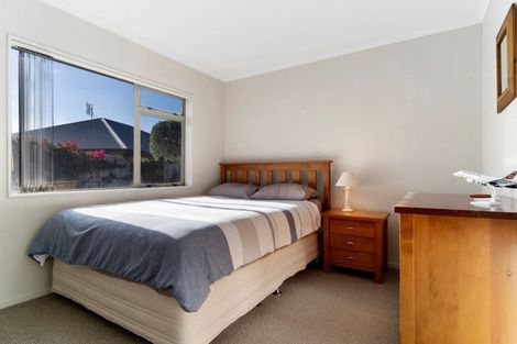 Photo of property in 6 Shaun Close, Papamoa Beach, Papamoa, 3118