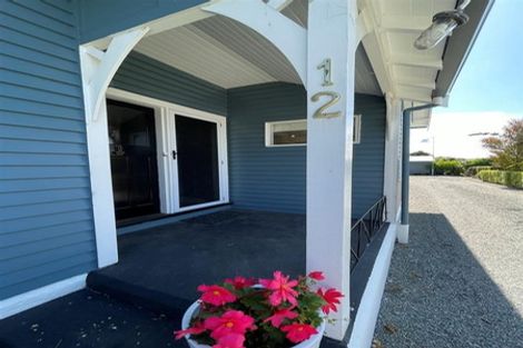 Photo of property in 12 Parsonage Road, Waimate, 7924