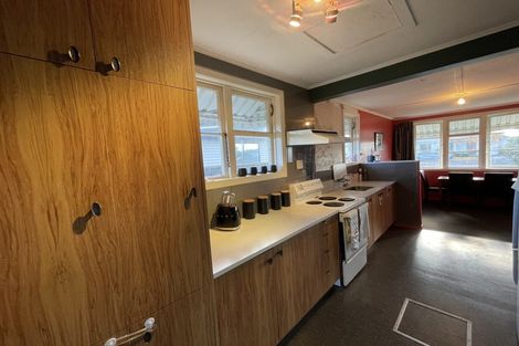 Photo of property in 17 Queen Street, Winton, 9720