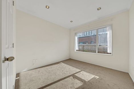 Photo of property in 29 Tilberg Street, Favona, Auckland, 2024