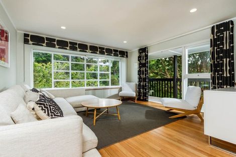 Photo of property in 54 Braemar Road, Castor Bay, Auckland, 0620