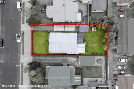 Photo of property in 3 Bernard Street, Avenues, Whangarei, 0110