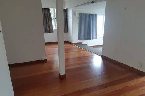 Photo of property in 1/29 Lake Road, Northcote, Auckland, 0627