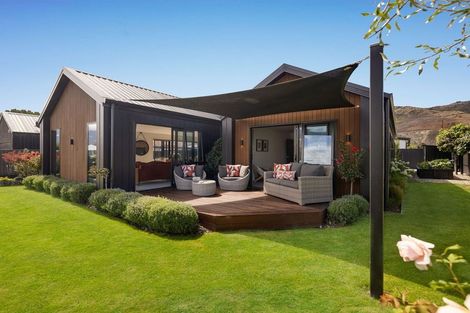 Photo of property in 1 Guano Crescent, Cromwell, 9310