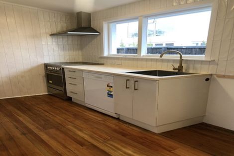 Photo of property in 28 Clyde Road, Upper Riccarton, Christchurch, 8041
