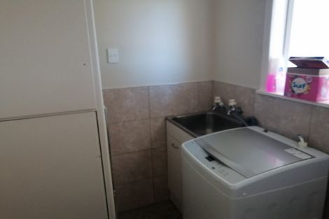 Photo of property in 7 Clayton Road, Manurewa, Auckland, 2102