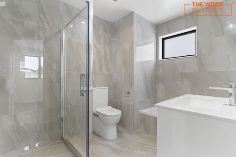 Photo of property in 35c Dreadon Road, Manurewa, Auckland, 2102