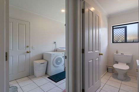 Photo of property in 18 Dougherty Place, Hokowhitu, Palmerston North, 4410