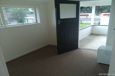 Photo of property in 159 Egmont Street, Patea, 4520