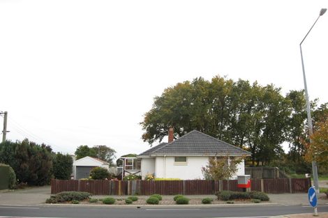 Photo of property in 4/9a Curletts Road, Sockburn, Christchurch, 8042
