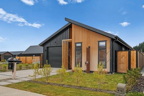 Photo of property in 60 Wooing Tree Avenue, Cromwell, 9310
