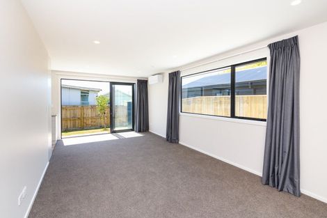 Photo of property in 2/68a Hedges Street, Sanson, 4817