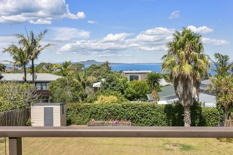 Photo of property in 35 Toroa Street, Torbay, Auckland, 0630