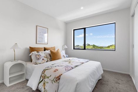 Photo of property in 92 Huanui Drive, Wainui, 0992