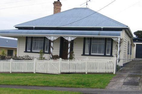 Photo of property in 28 Puriri Street, Helensville, 0800