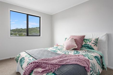 Photo of property in 4 Breakwater Way, Whitby, Porirua, 5024