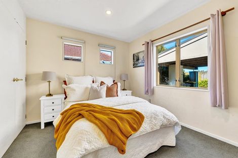 Photo of property in 6 Forest Hill Road, Henderson, Auckland, 0612