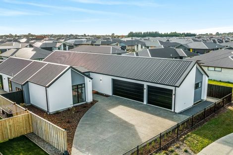 Photo of property in 15 Coney Place, Rolleston, 7614