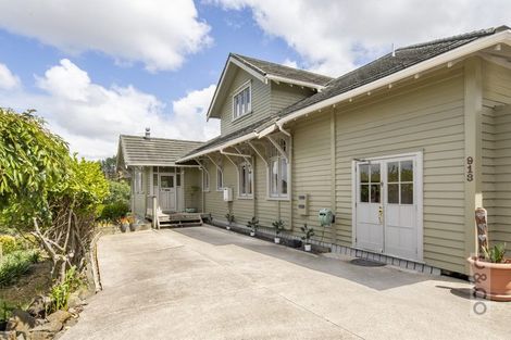 Photo of property in 913 Peak Road, Helensville, 0875