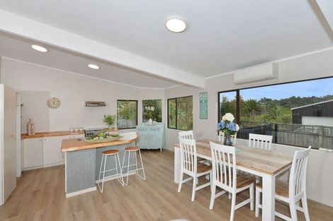 Photo of property in 72a Beach Road, Onerahi, Whangarei, 0110