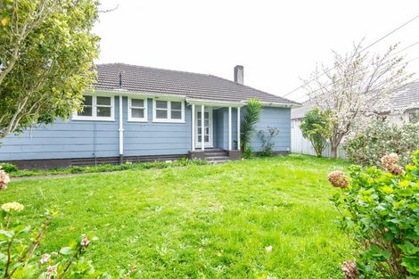 Photo of property in 313 Oxford Terrace, Avalon, Lower Hutt, 5011