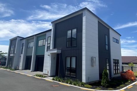 Photo of property in 12 Emmadale Lane, Hamilton East, Hamilton, 3216