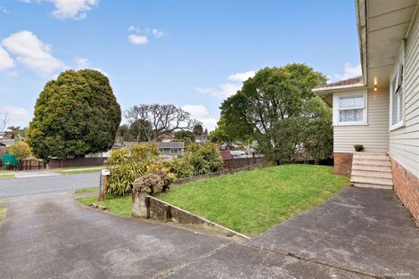 Photo of property in 8 Hobart Crescent, Wattle Downs, Auckland, 2103