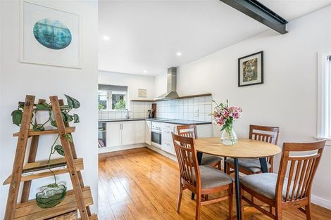 Photo of property in 5 Surat Place, Glen Eden, Auckland, 0602