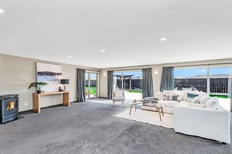 Photo of property in 7 Manor Drive, Rolleston, 7614